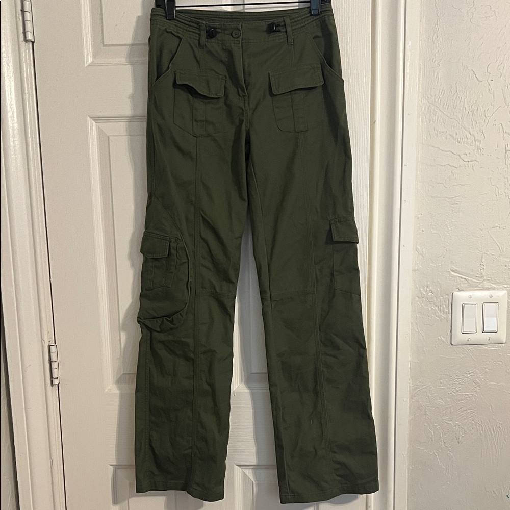 Brandy MelvilleJohn Galt Olive Cargo Pants